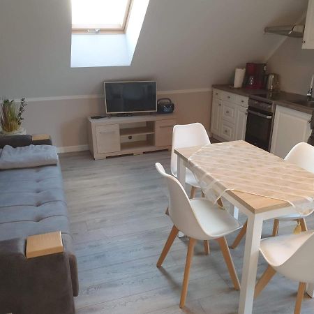 Apartament nad jeziorem Kołczewo Zewnętrze zdjęcie