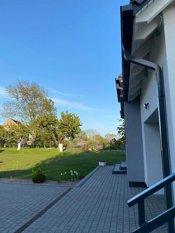 Apartament nad jeziorem Kołczewo Zewnętrze zdjęcie