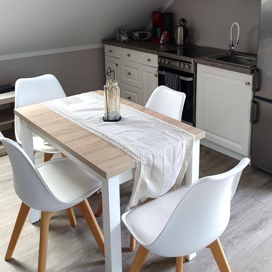 Apartament nad jeziorem Kołczewo Zewnętrze zdjęcie